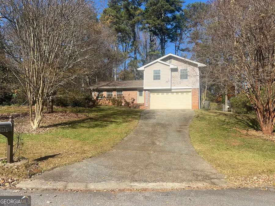 5633 Breezy Court Sw, Lilburn, GA 30047 - Image #2