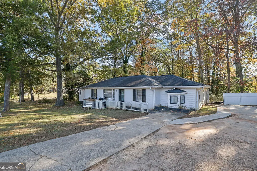 804 Rowland Road, Stone Mountain, GA 30083 - #1