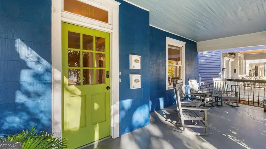 534 E Waldburg Street, Savannah, GA 31401 - Image #3