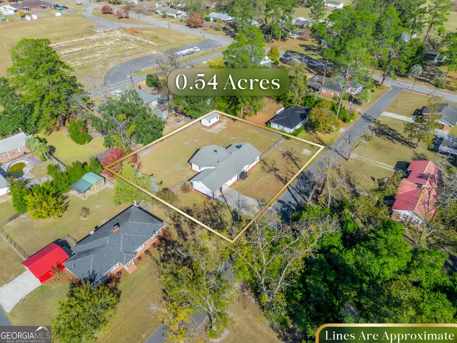 322 Mcgregor Street, Blackshear, GA 31516 - Image #2