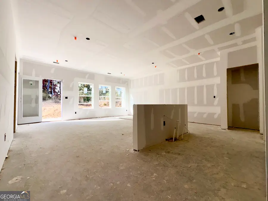 5423 Biltmore Drive, Atlanta, GA 30349 - Image #3