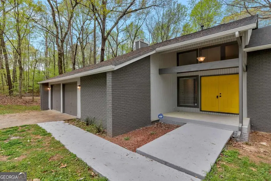 3721 Chiltern Court, Lithonia, GA 30038 - Image #2