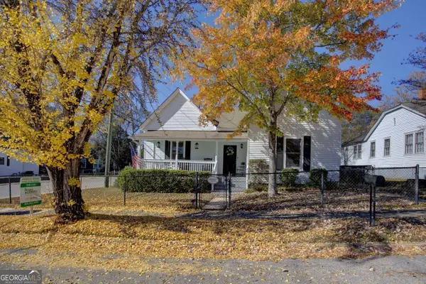 27 N Broad Street, Porterdale, GA 30014