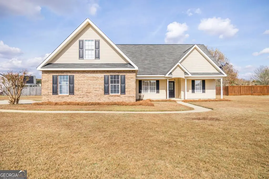 124 Pioneer Trail, Warner Robins, GA 31088 - Image #1