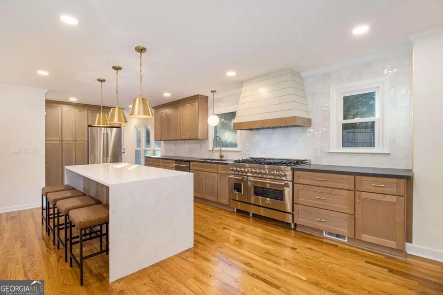 1208 Dunbrooke Lane, Dunwoody, GA 30338 - Image #3