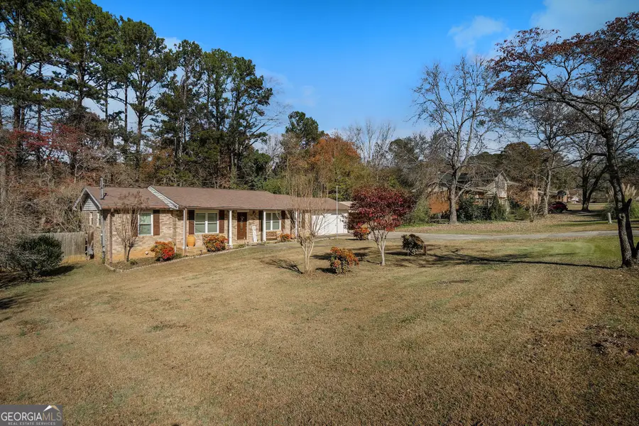 2436 Falls River Drive, Lithia Springs, GA 30122 - Image #3