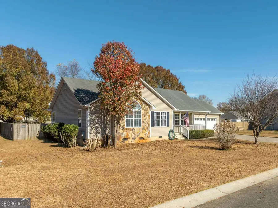 18 Hedgerow Court Se, Cartersville, GA 30120 - Image #3