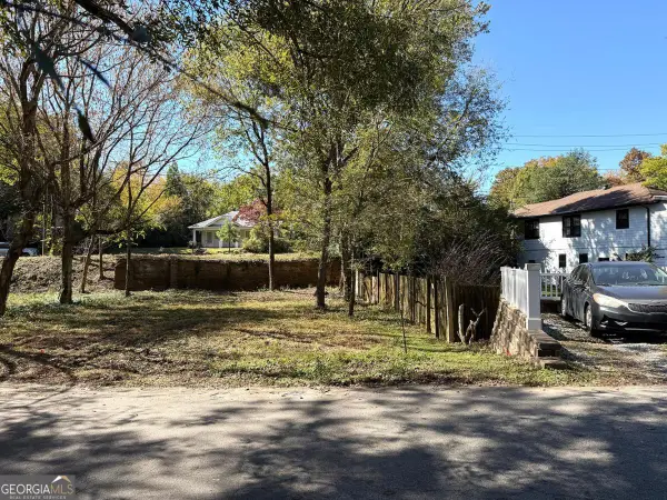 1720 Annie, Atlanta, GA 30318