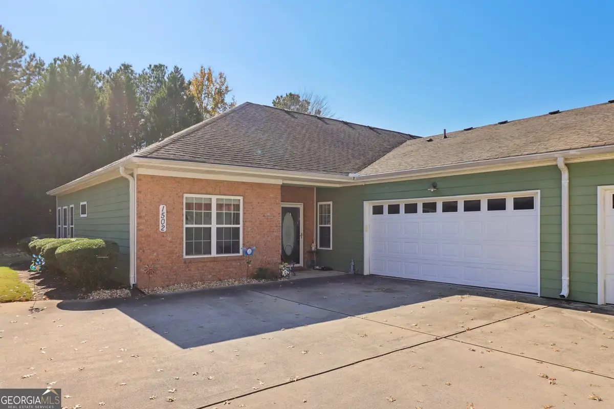 1502 Commonwealth Circle, Newnan, GA 30263 - Image #1