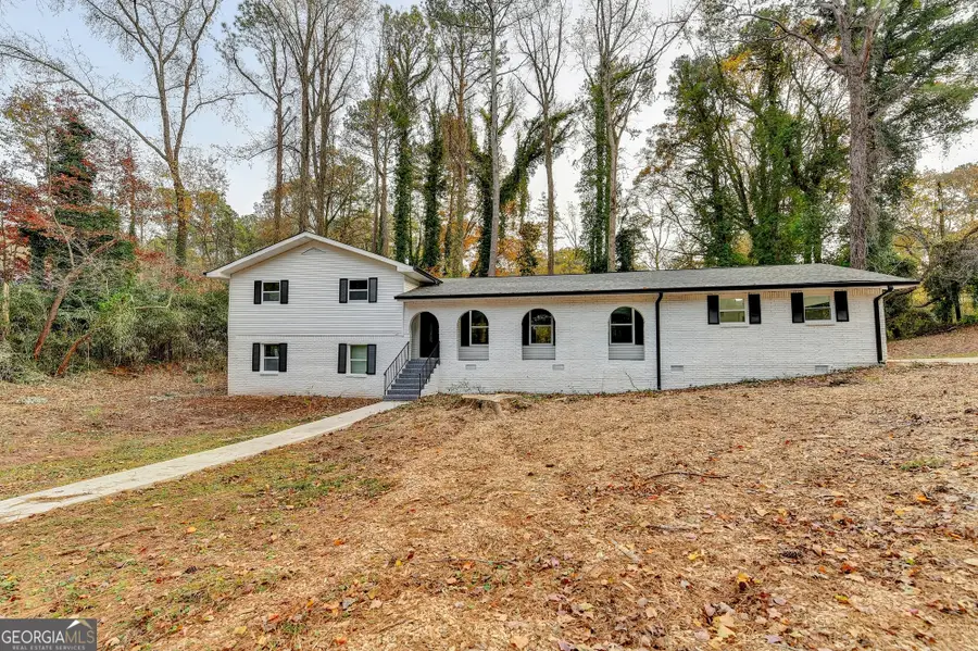 5169 Oxbow Road, Stone Mountain, GA 30087 - Image #2