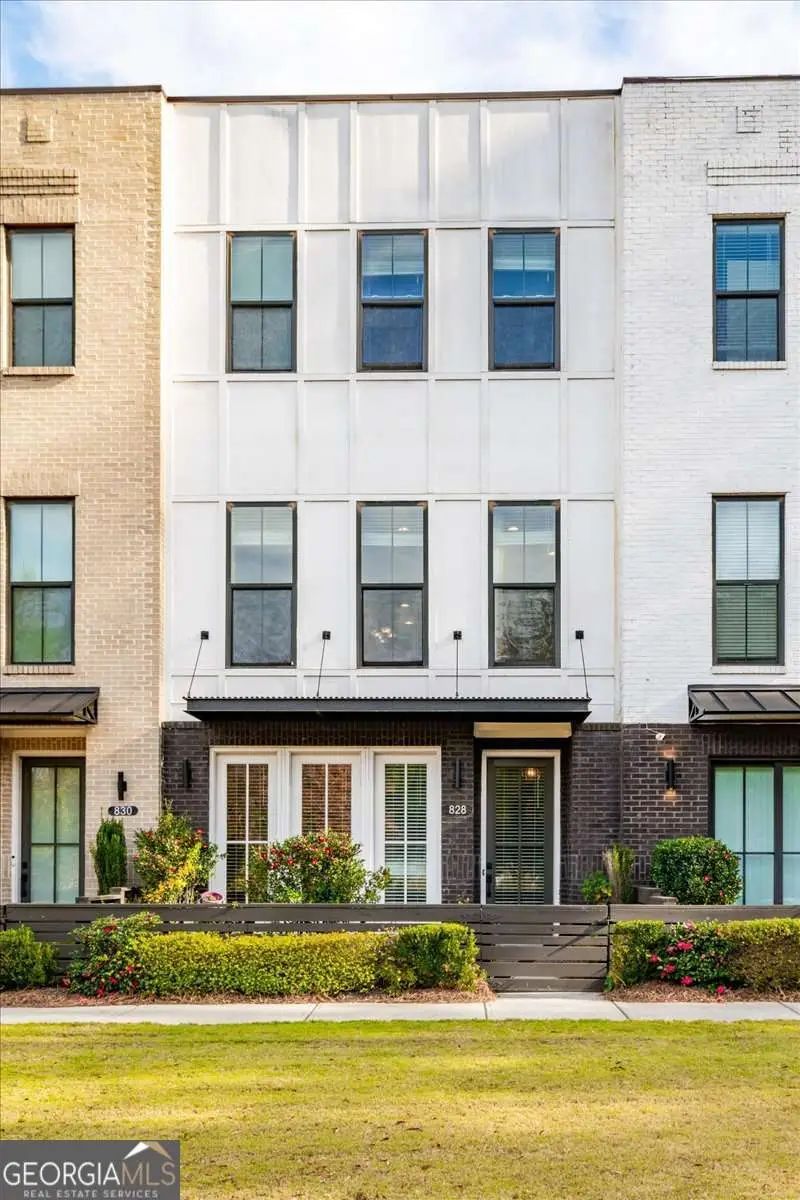 828 Constellation Drive, Decatur, GA 30033 - Image #1