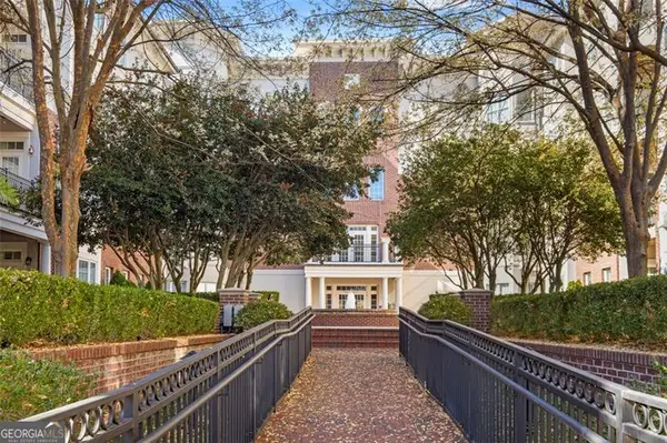 3635 E Paces Cir #1103, Atlanta, GA 30326