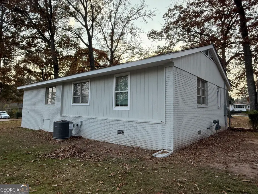 7161 Pine Street, Jonesboro, GA 30236 - Image #3