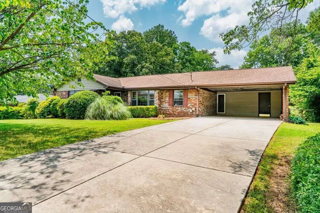 3854 Ridgewood Drive Se, Smyrna, GA 30080 - Image #1