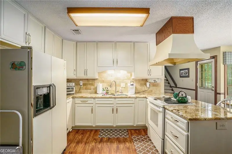 3472 Honeycomb Drive Se, Conyers, GA 30094 - Image #3