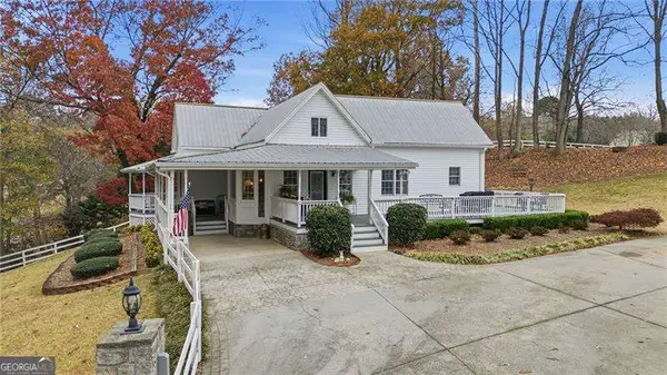 8525 Lanierland Farms Drive, Gainesville, GA 30506