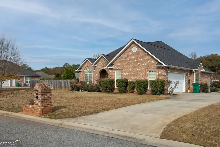 1022 Thistlewood Drive, Kathleen, GA 31047 - Image #3