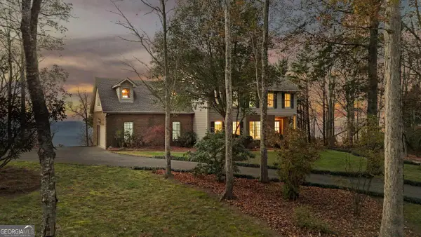 141 Brow Lake Road, Lookout Mountain, GA 30750