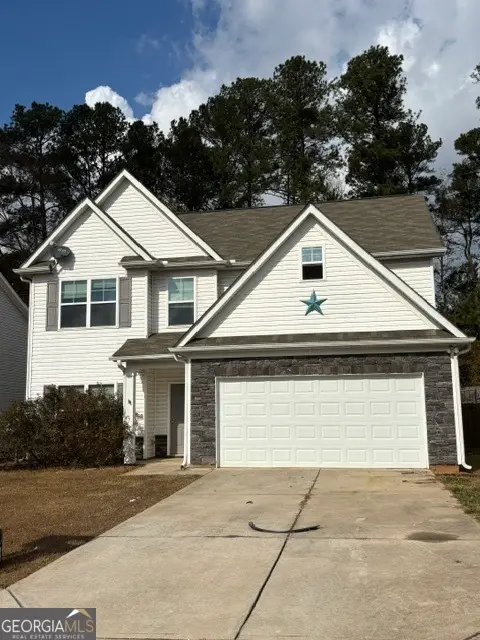 29 Hill Top Circle, Grantville, GA 30220