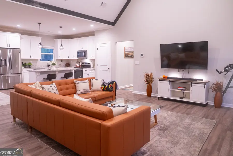 408 Peachtree Lane Se, Calhoun, GA 30701 - Image #2