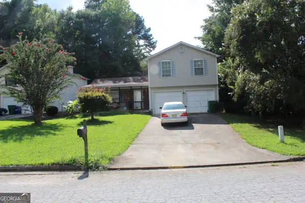 829 Carlingford Place Place, Lithonia, GA 30058