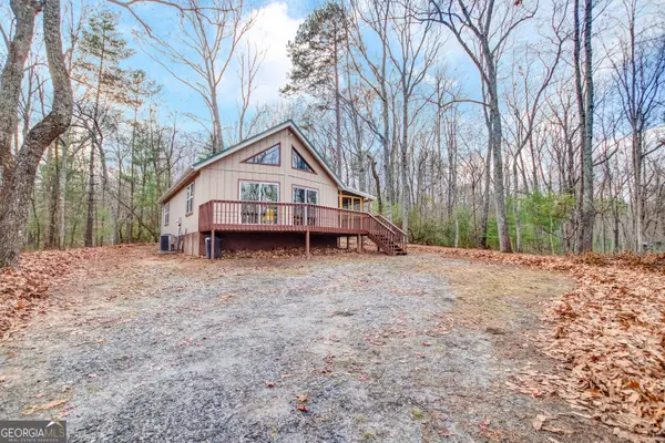 112 Old Stage Coach Road, Clarkesville, GA 30523