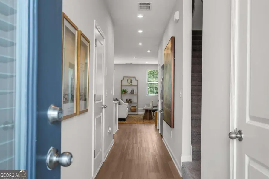 516 Crown Drive, Emerson, GA 30137 - Image #2