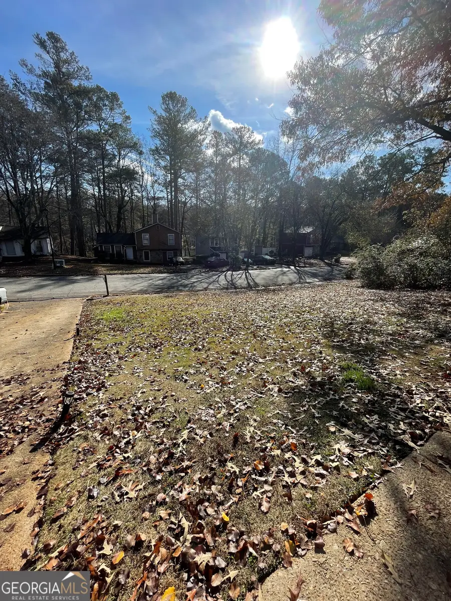 713 Martin Road, Stone Mountain, GA 30088 - Image #2