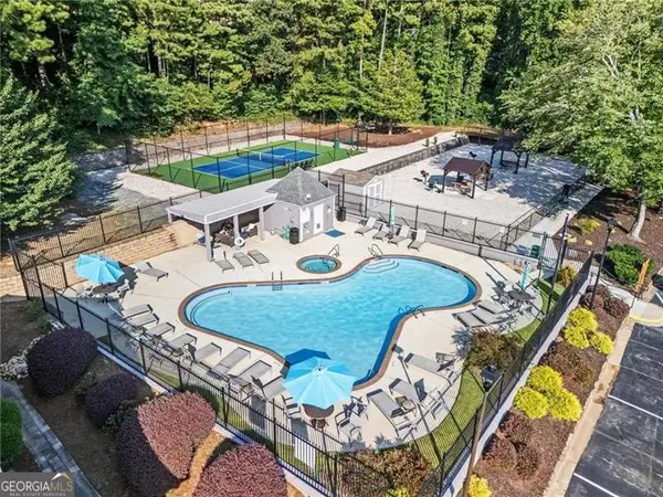 5068 Woodridge Way, Tucker, GA 30084