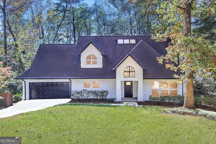 1092 Norwich Circle Ne, Atlanta, GA 30324 - Image #2