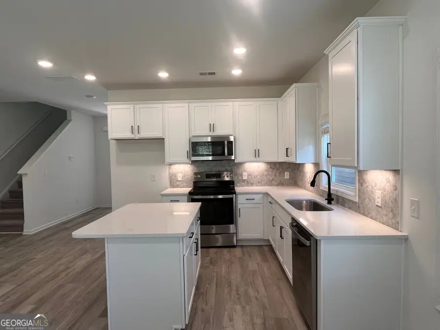 195 Jackson Heights #6, Cleveland, GA 30528 - Image #2