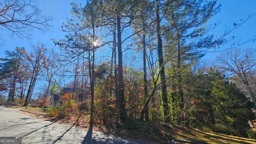 518 Waterford Road Nw, Atlanta, GA 30318 - Image #3