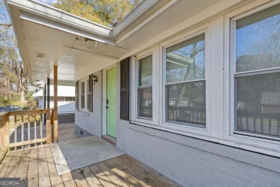 433 W Lake Avenue Nw, Atlanta, GA 30318 - Image #2