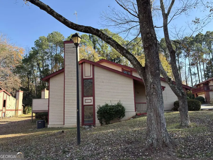 1121 Village Main Street, Stone Mountain, GA 30088 - Image #2