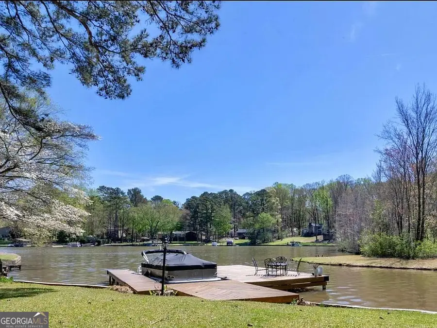 2270 Emerald Drive, Jonesboro, GA 30236 - Image #2