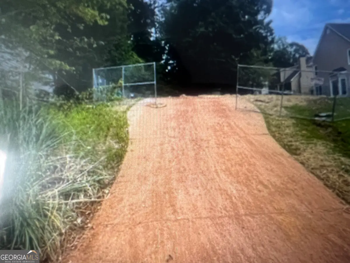 606 Shadow Oaks Drive, Stone Mountain, GA 30087 - Image #1