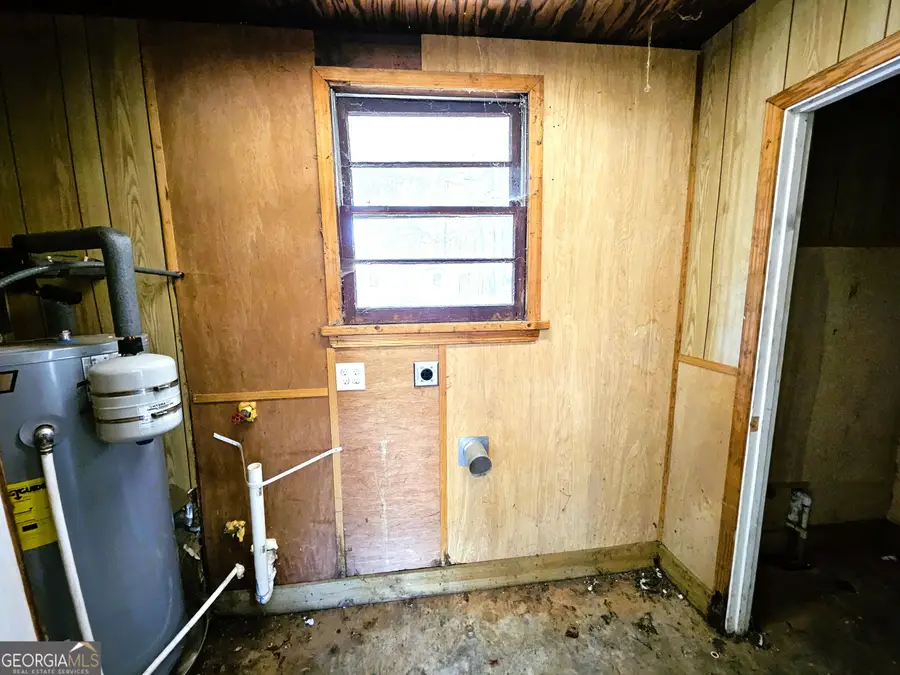 2462 Sharpsburg Mccullum Road, Newnan, GA 30265 - Image #3