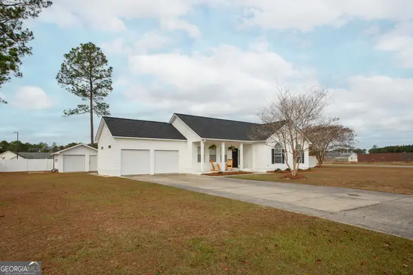 6668 Pine Ridge Circle, Blackshear, GA 31516