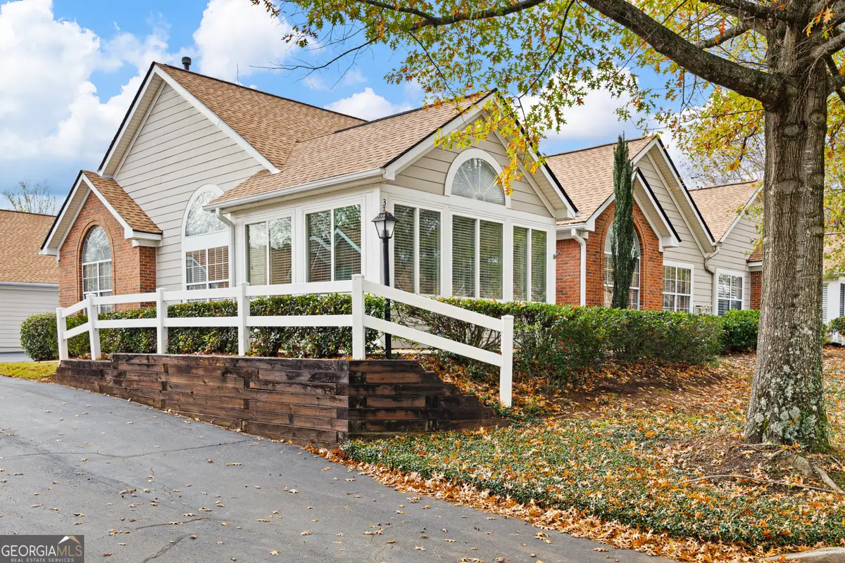 3735 Vineyards Lake Circle #24, Kennesaw, GA 30144 - Image #1
