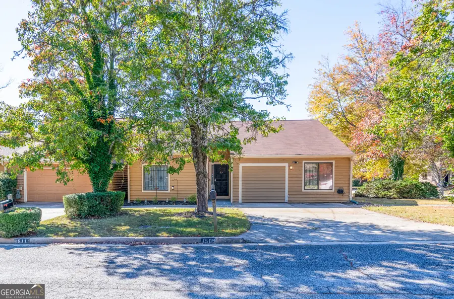 1509 Burnstone Drive, Stone Mountain, GA 30088 - #2