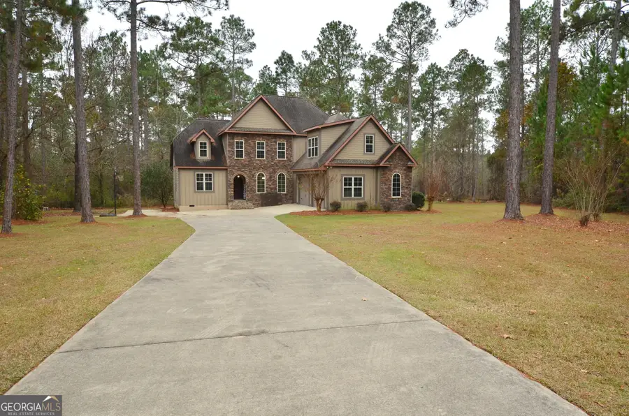 438 Highland Lakes Drive, Eastman, GA 31023 - Image #2