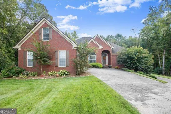 745 Roland Manor Drive, Dacula, GA 30019