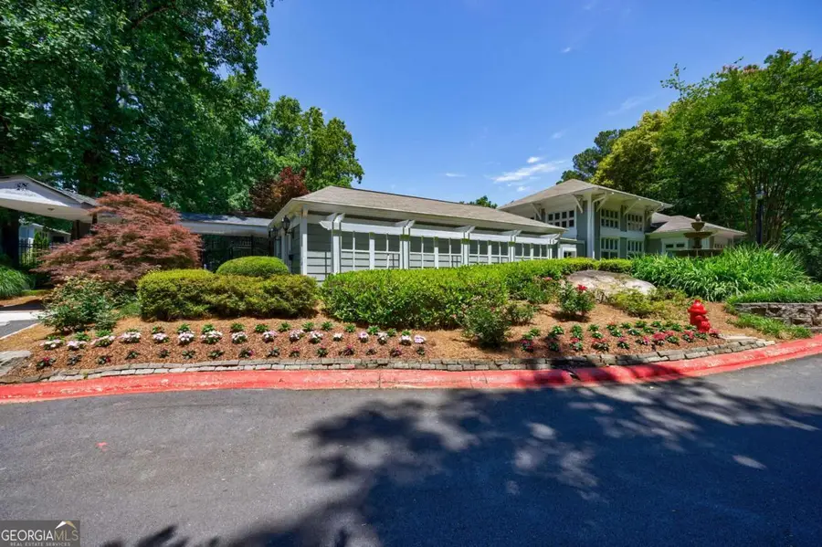 215 Summit North Drive Ne, Atlanta, GA 30324 - Image #2