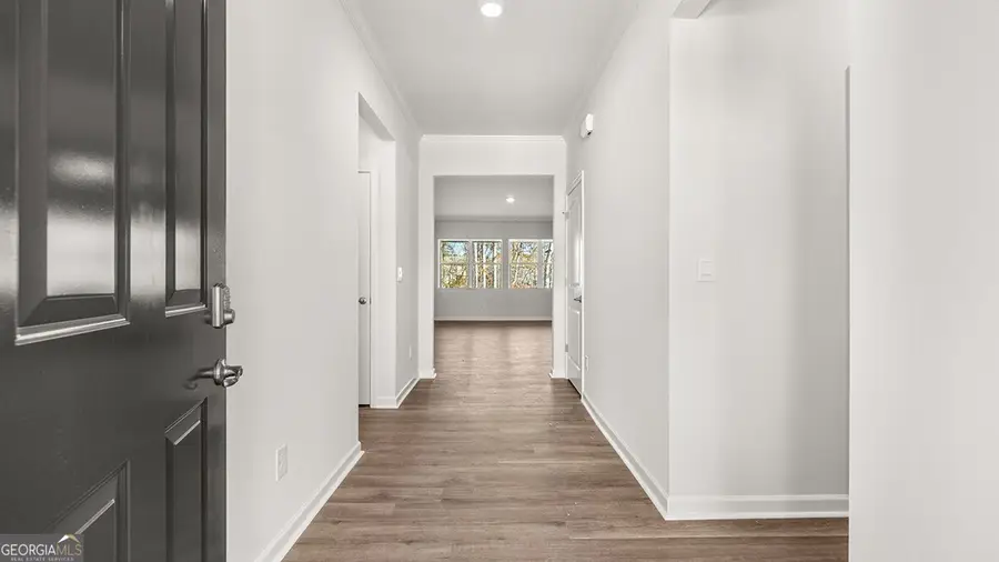 512 Majestic Oak Circle, Dallas, GA 30132 - Image #2