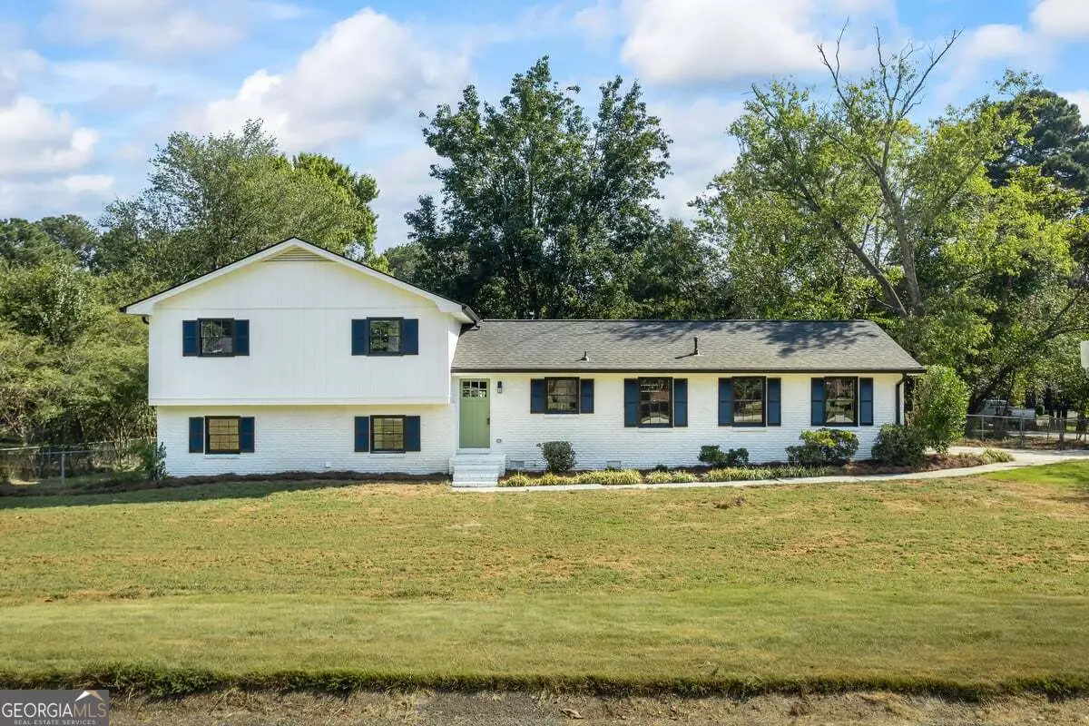 2826 Alamo Place, Snellville, GA 30078 - Image #1