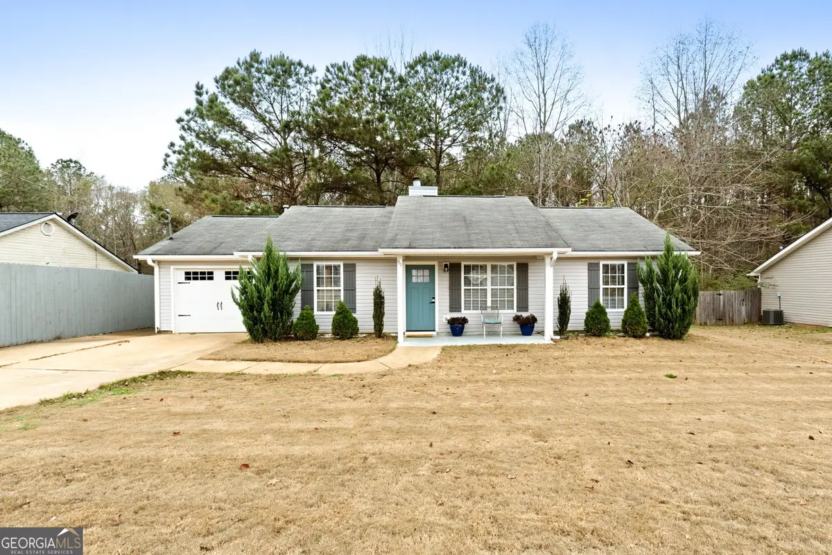 49 Canterbury Drive, Grantville, GA 30220 - Image #1