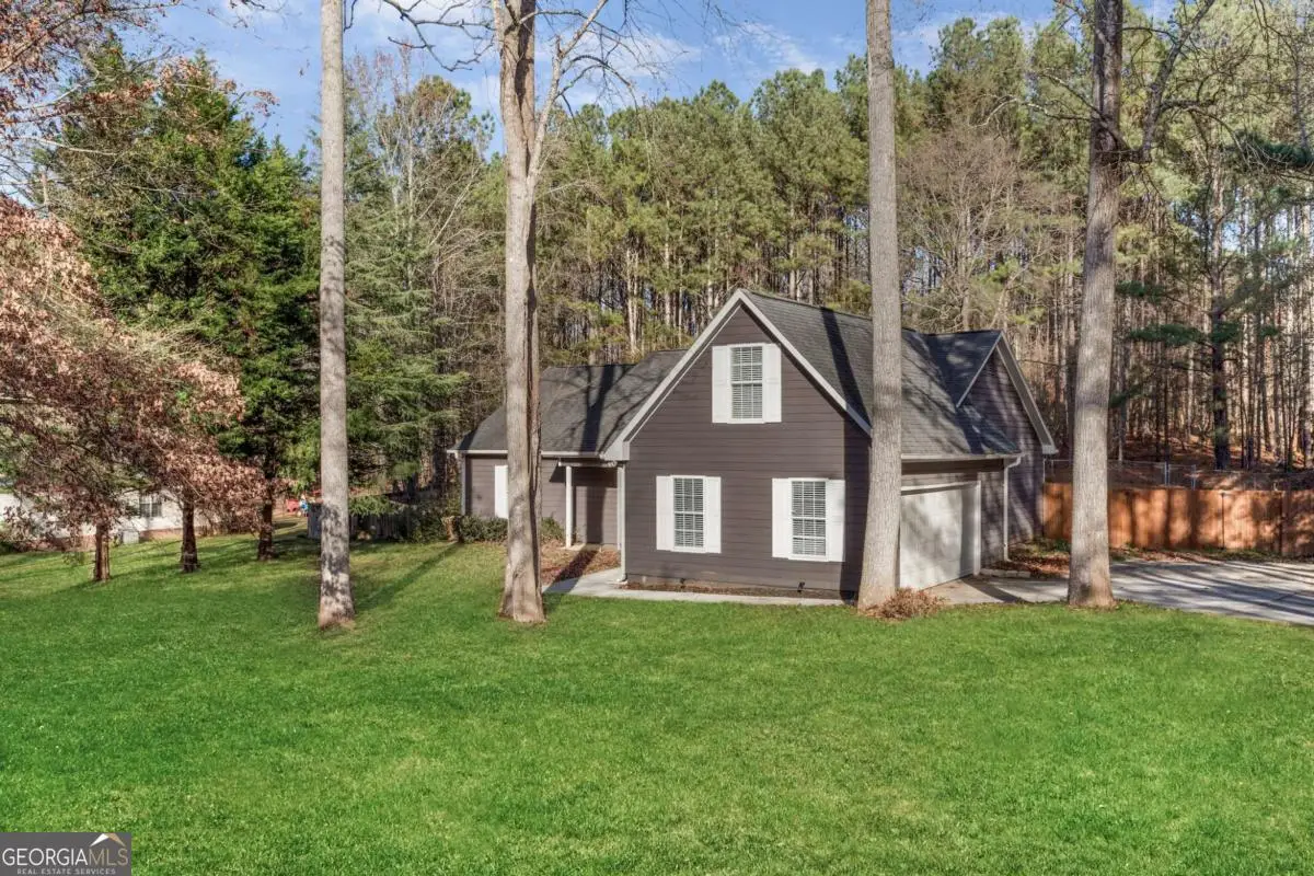 5051 Cliff Top Drive, Loganville, GA 30052 - Image #1
