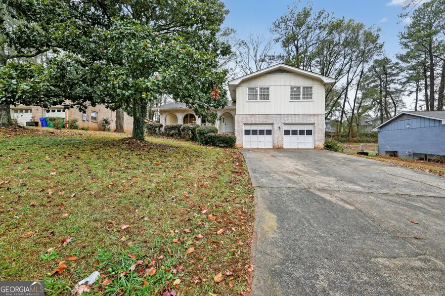 2713 Knollview Drive, Decatur, GA 30034 - Image #2