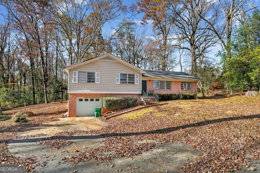 3976 Inca Court, Stone Mountain, GA 30083 - Image #3