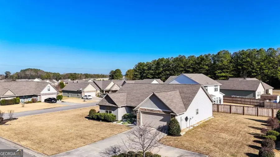 111 Koufax Drive Sw, Calhoun, GA 30701 - Image #2